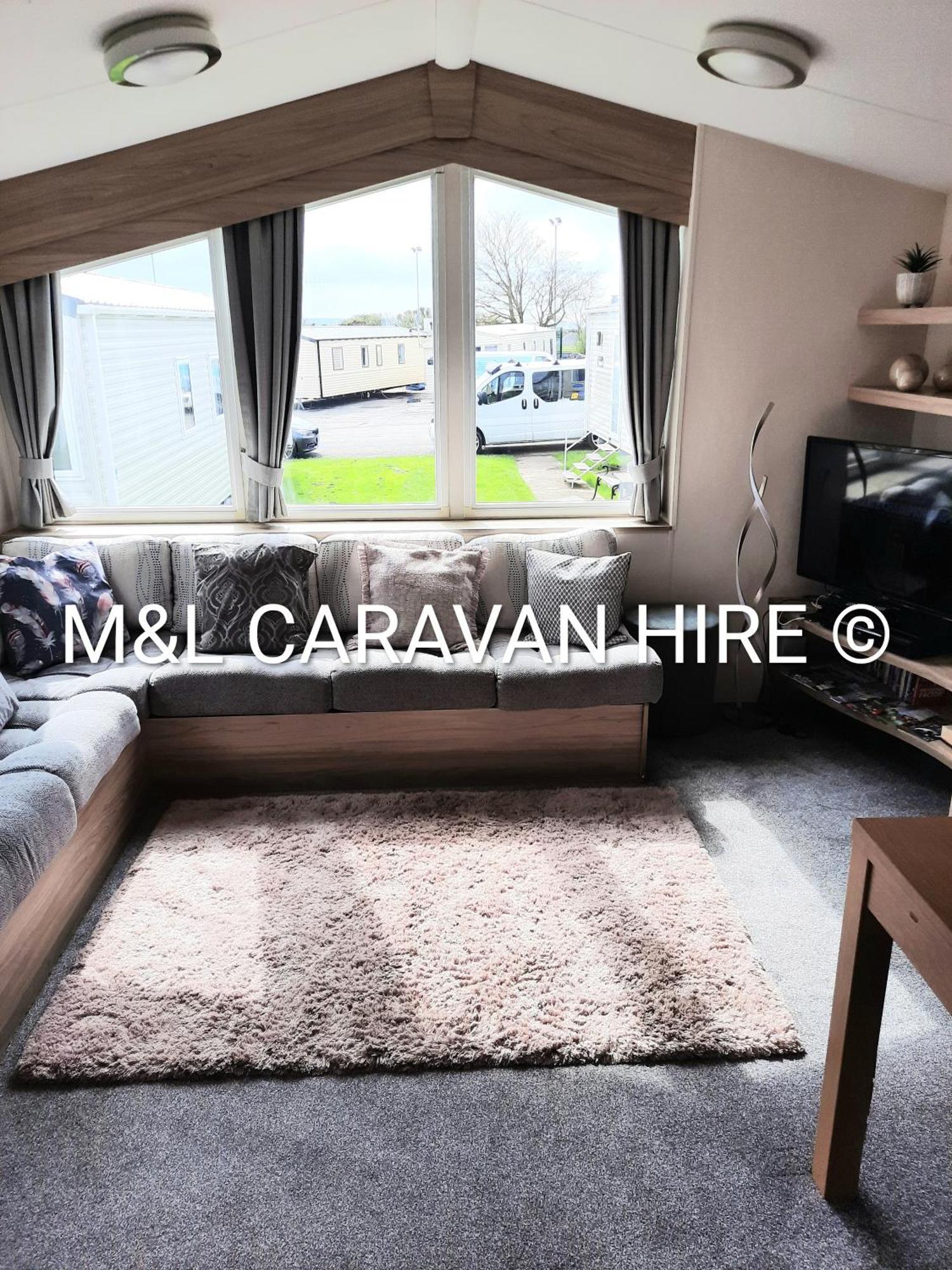 Blue Dolphin Holiday Park Gristhorpe Exterior foto